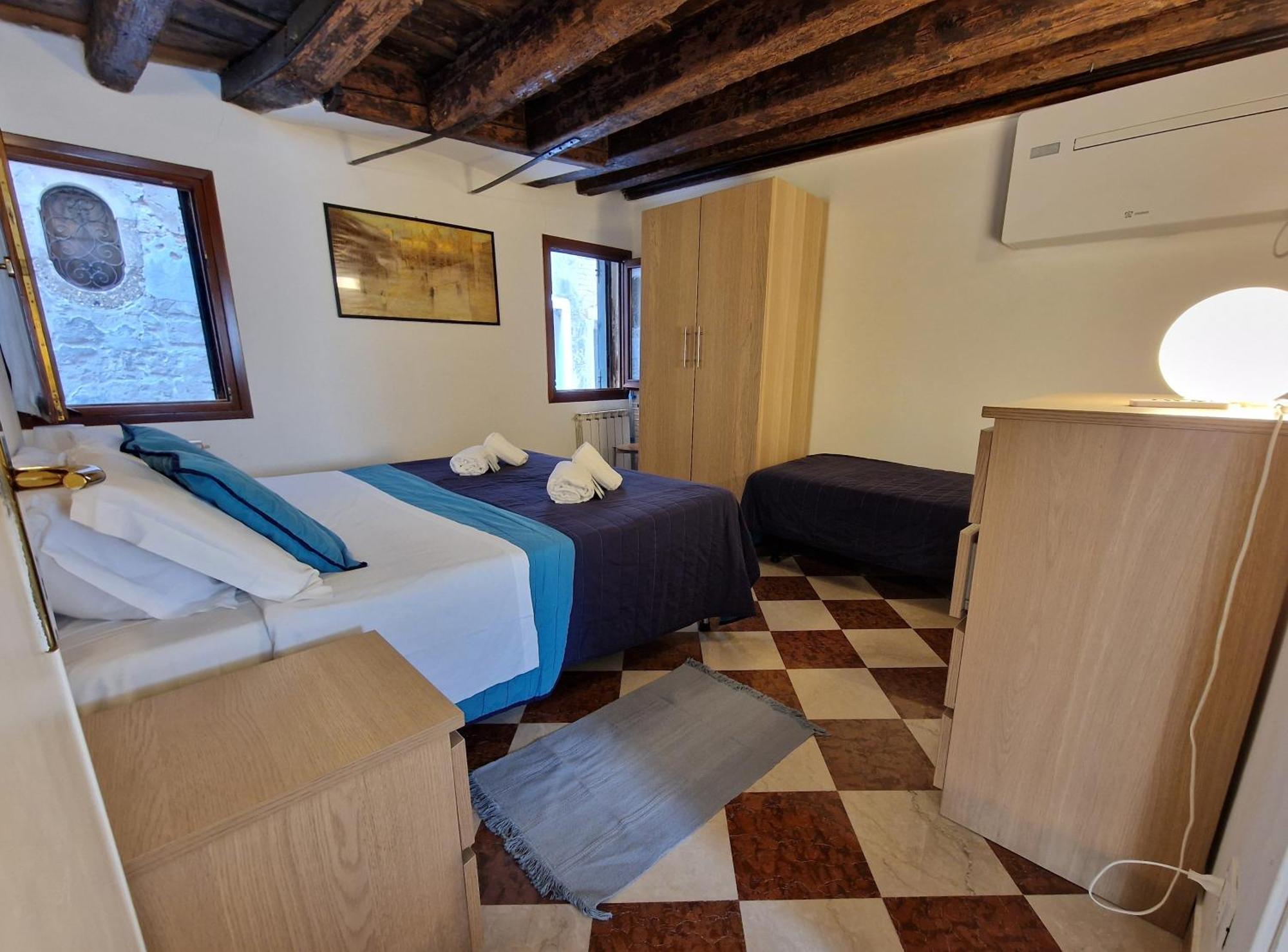 Veneziacentopercento Apartments & Rooms Kültér fotó